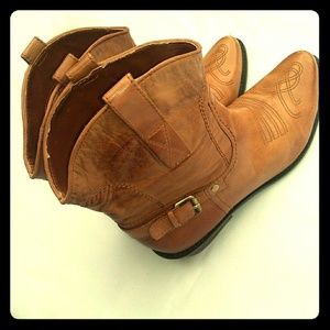 Franco Sarto women's western cowboy ankle lboots